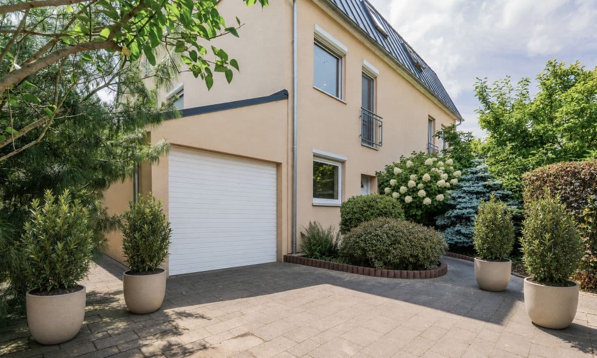 Dom moderno de 5 habitaciones en Wrocław Krzyki - 170 m²