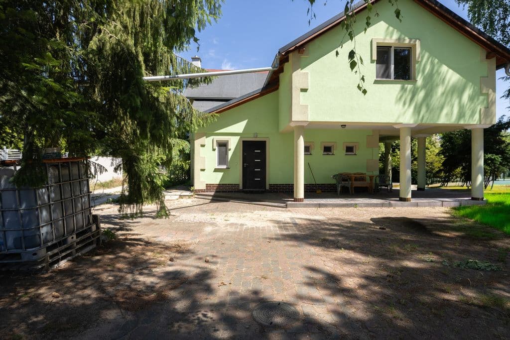 Charming 4-Room House in Tarnów Jezierny - 100 m²