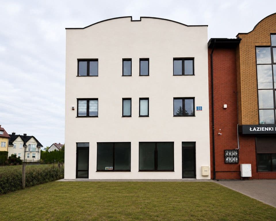 Dom - 11 pokoi - 381 m² - ul. Białostocka Wyszków