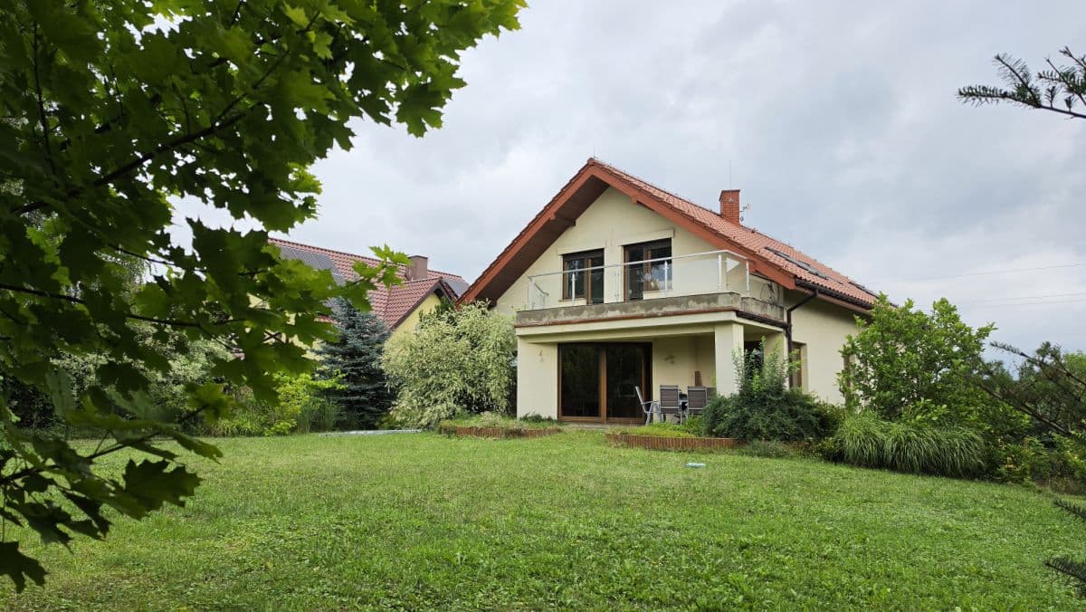 House - 6 rooms - 310 m² - Smocza Ujazd St.