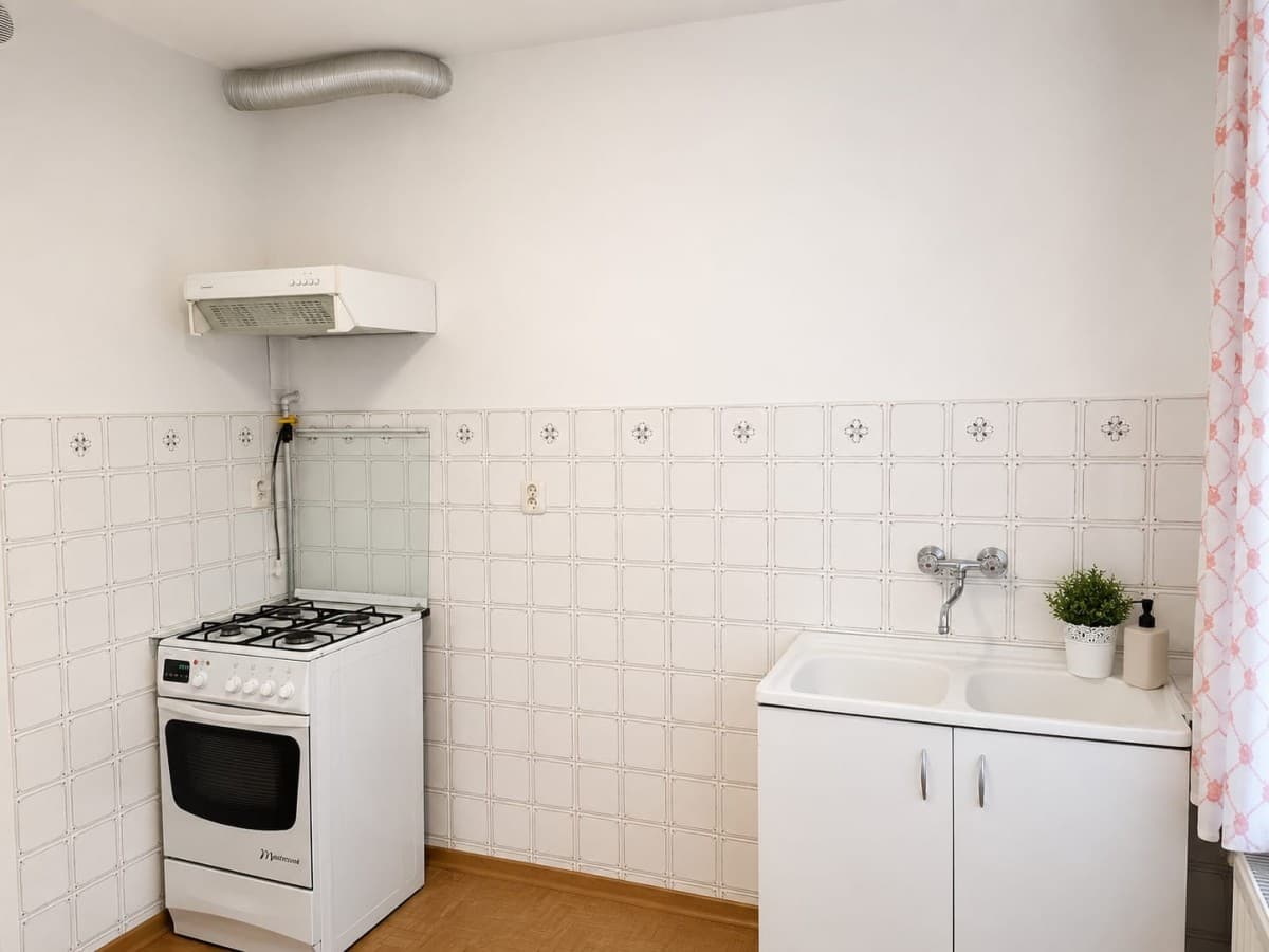 Квартира - 2 кімнати - 44 м² - вул. Юліана Фалата, Битом