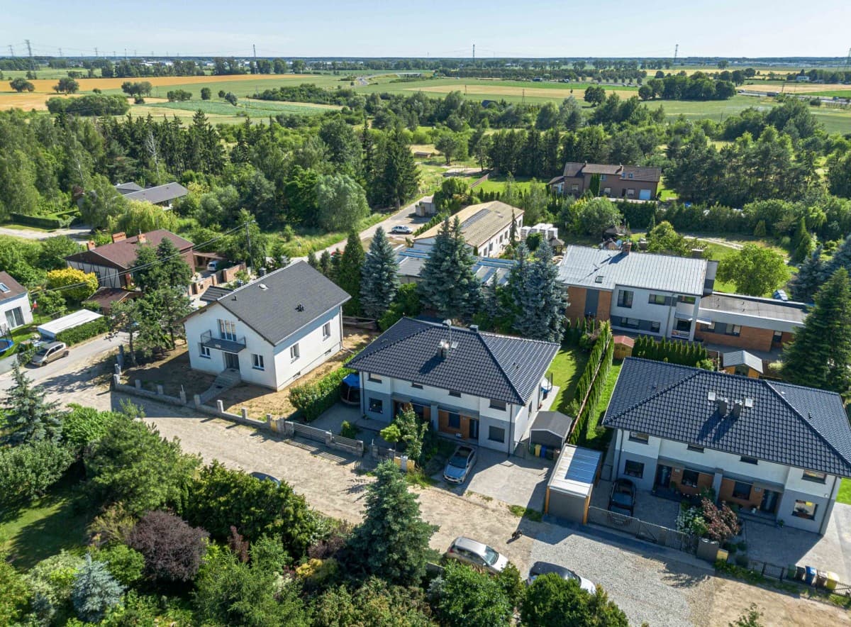 Casa - 108 m² - c. Różana Kobylniki