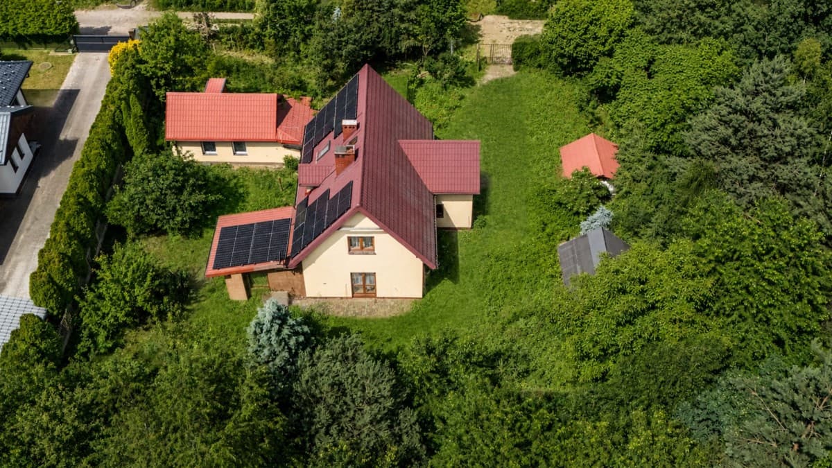 Дом - 4 комнаты - 90 м² - ул. Липовая Осавец