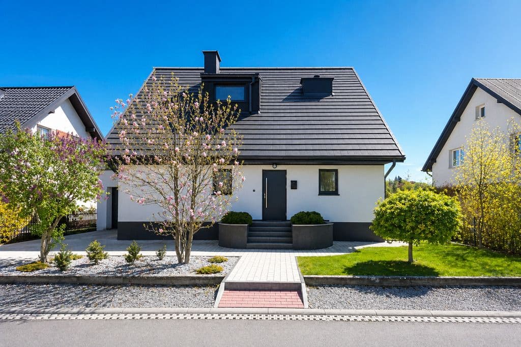 House - 7 rooms - 310 m² - ul. Pociągów Pancernych Niepołomice