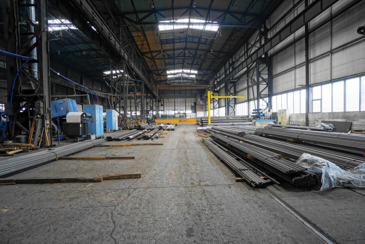 Obiekt - 5 pokoi - 5380 m² - ul. Bór Częstochowa