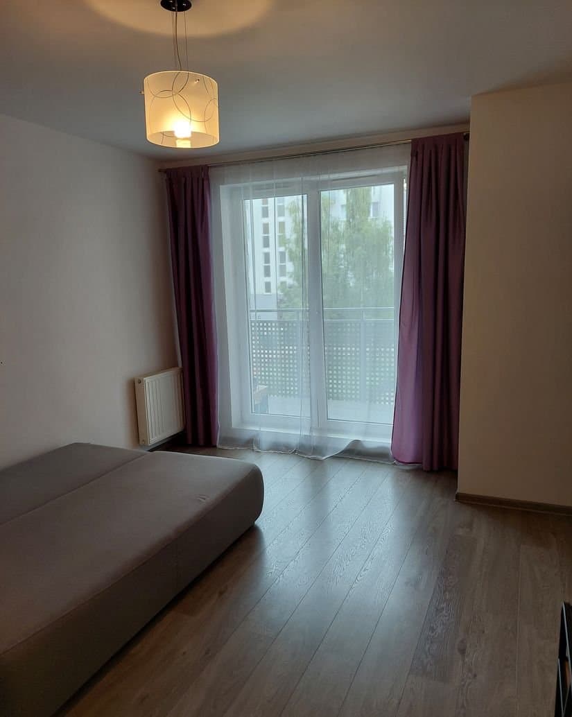 Квартира 32м², окрема кухня, балкон, Крикі