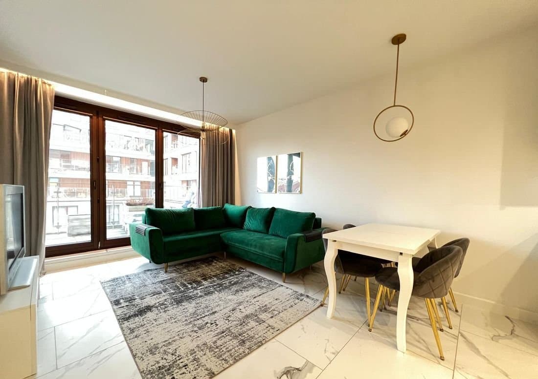 Appartamento in affitto a Przedmieście Oławskie, 2 camere, 50 m²
