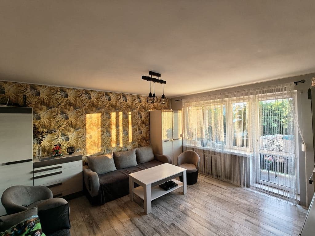 Квартира - 2 кімнати - 54 м² - вул. А. Міцкевича Унієв