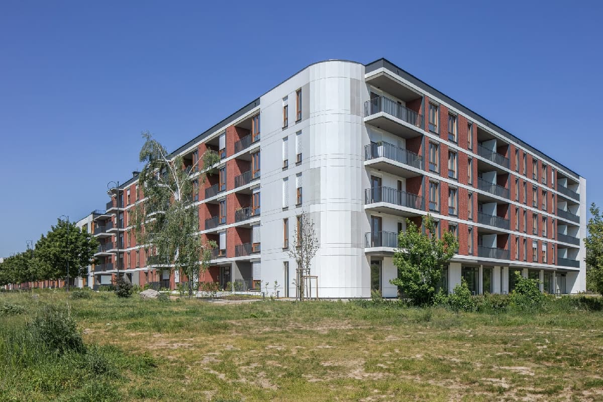 Royal Residence 6B